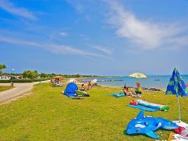 מדולין Camping Resort Kazela מראה חיצוני תמונה